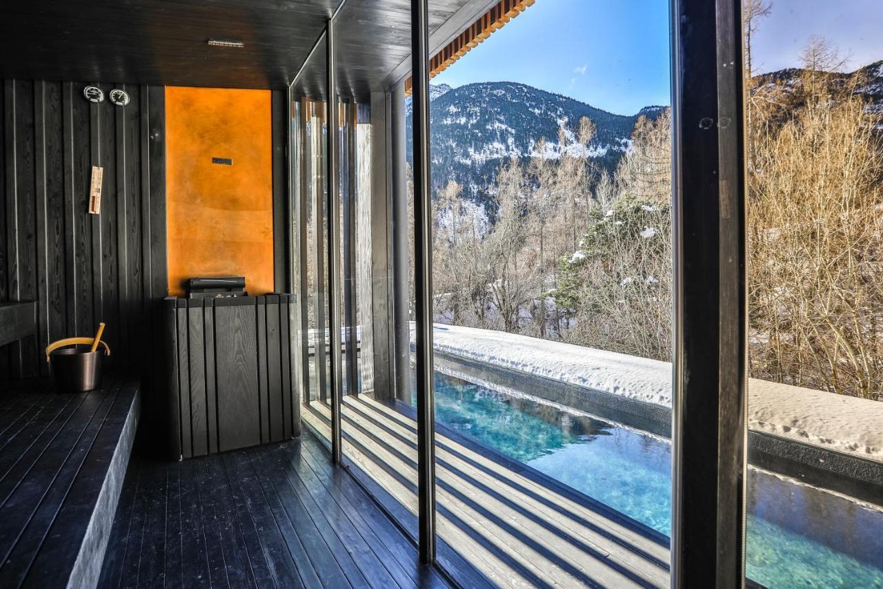 Silou Retreat Hotel Champdepraz ภายนอก รูปภาพ