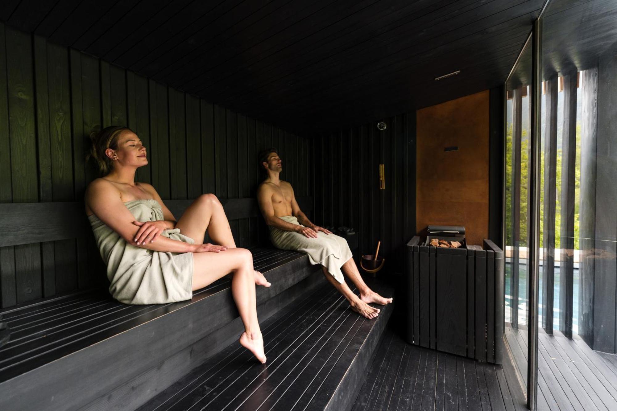 Silou Retreat Hotel Champdepraz ภายนอก รูปภาพ